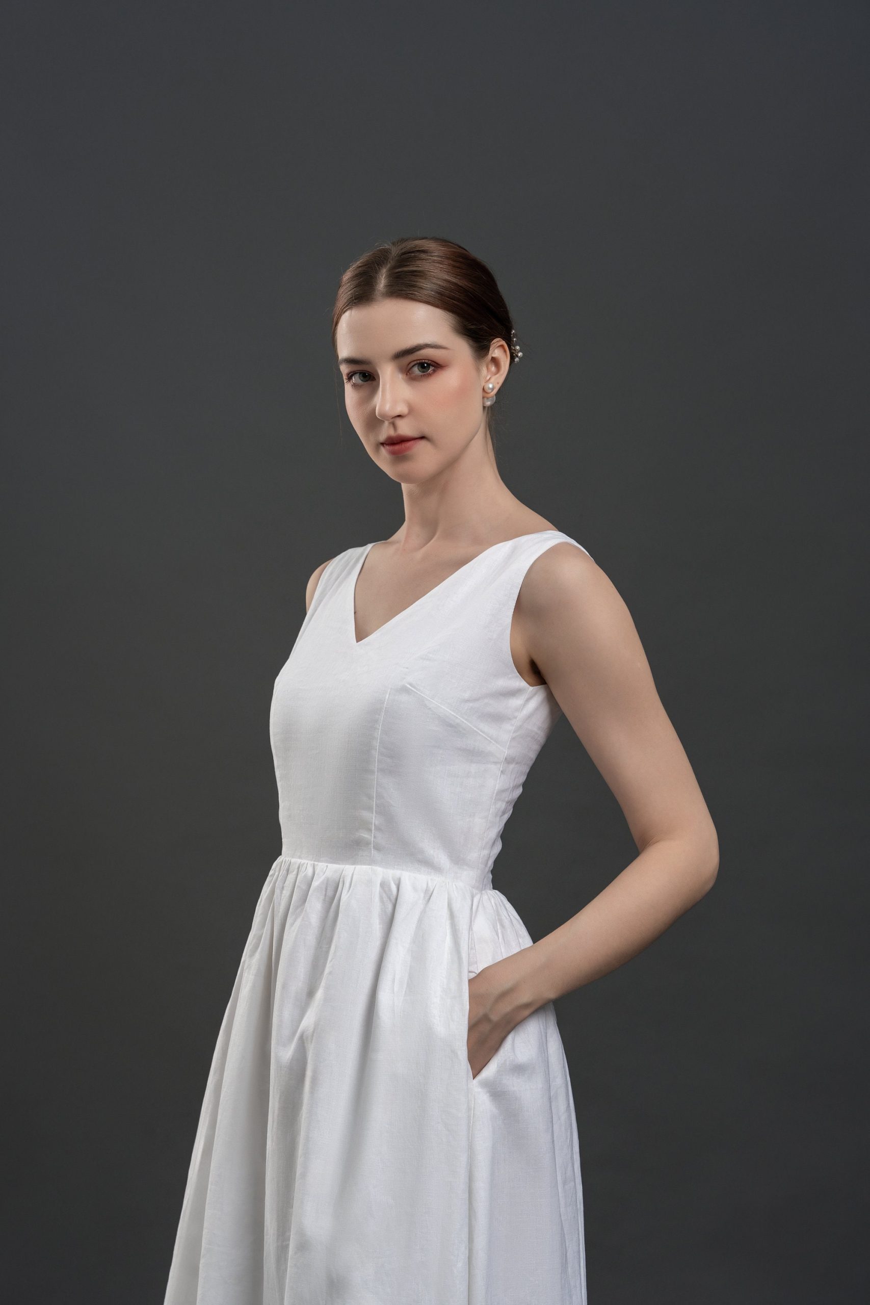 White V-Neck Sleeveless Midi Dress - Image 2